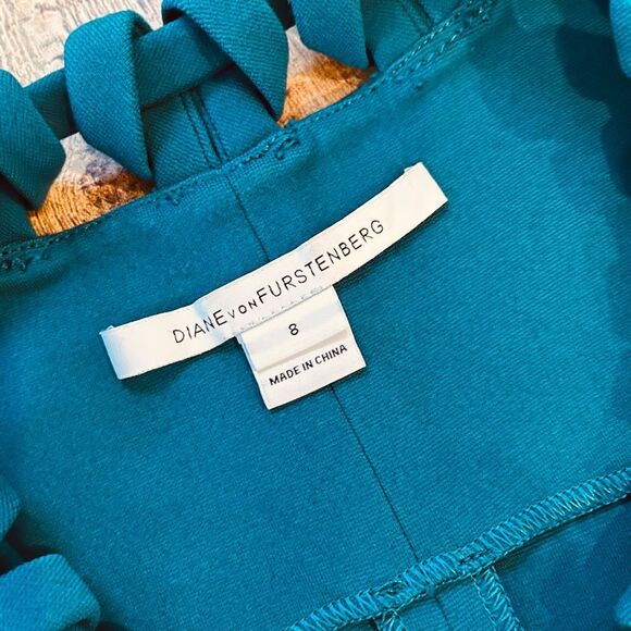 Diane Von Furstenberg Ayanna Blue Sleeveless Dress Size 8 Office Career - Picture 8 of 13